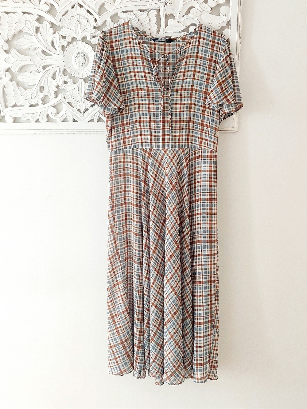 ZARA Flowy Plaid Checked Midi Dress Tie Neck Ruffle Sleeve Blue Brown, Size 5